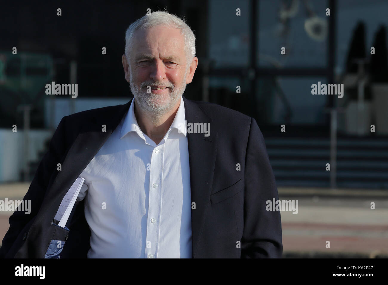 Brighton, UK. 24th September, 2017. Jeremy Corbyn, leader of Britain's opposition Labour party arrives, displaying a set of notes in his jacket pocket before an interview for the 'Andrew Marr Show' during the annual Labour Party Conference in Brighton, UK Sunday, September 24, 2017. Photograph : Credit: Luke MacGregor/Alamy Live News Stock Photo