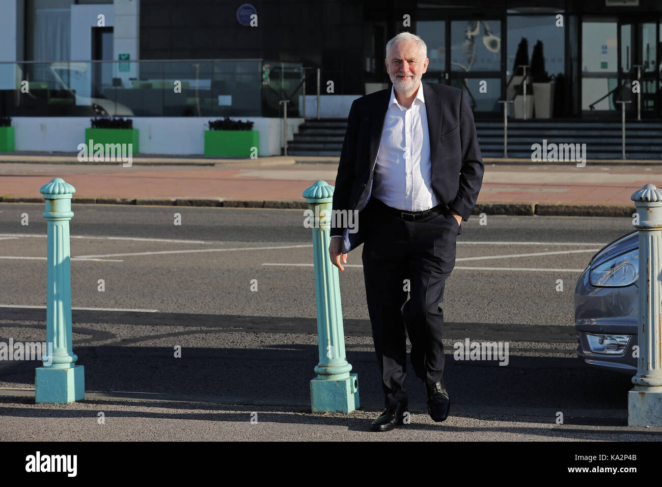 Brighton, UK. 24th September, 2017. Jeremy Corbyn, leader of Britain's opposition Labour party arrives to do an interview for the 'Andrew Marr Show' during the annual Labour Party Conference in Brighton, UK Sunday, September 24, 2017. Photograph : Credit: Luke MacGregor/Alamy Live News Stock Photo