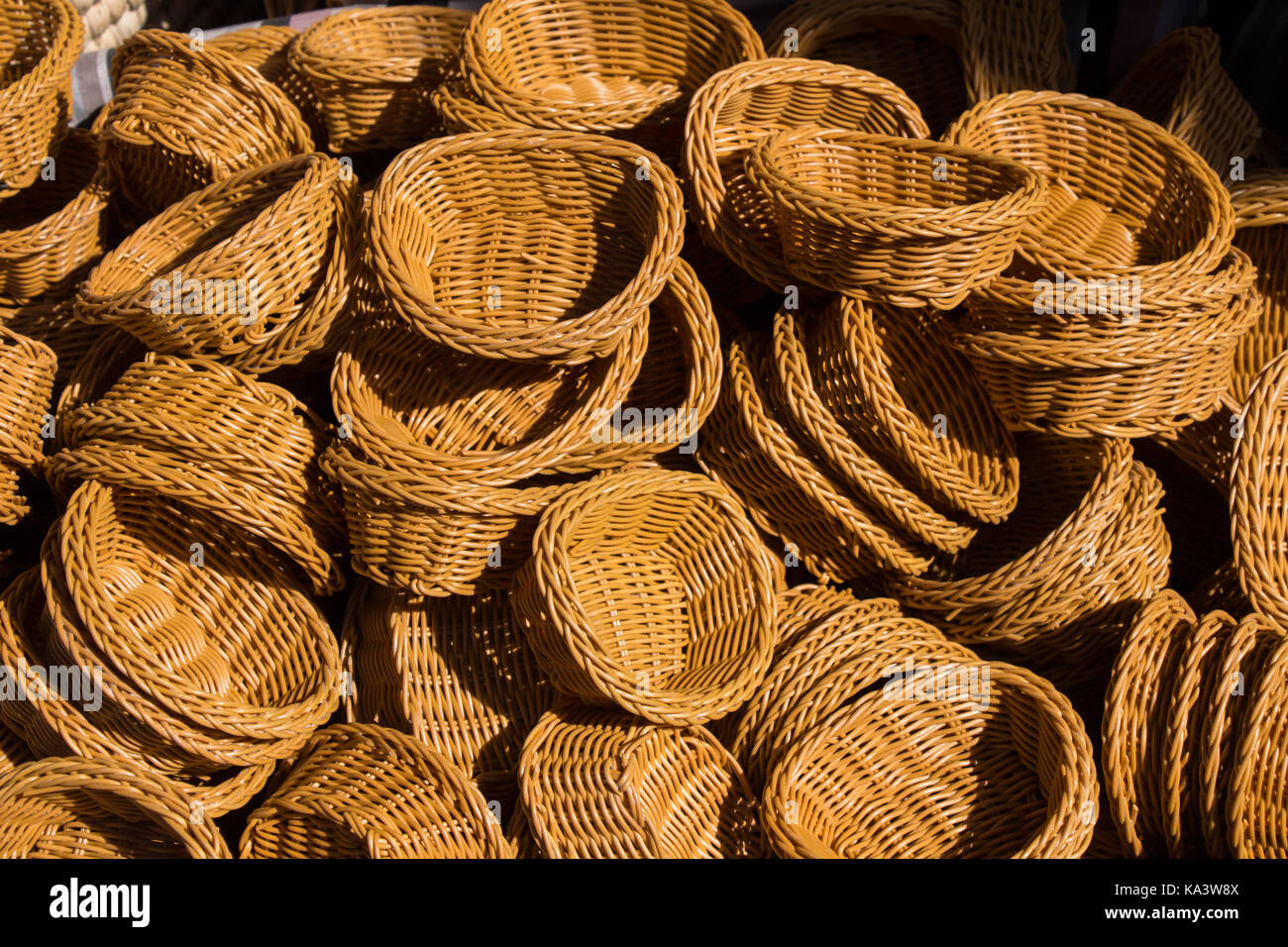 Empty wicker baskets are for sale in a market Stock Photo - Alamy