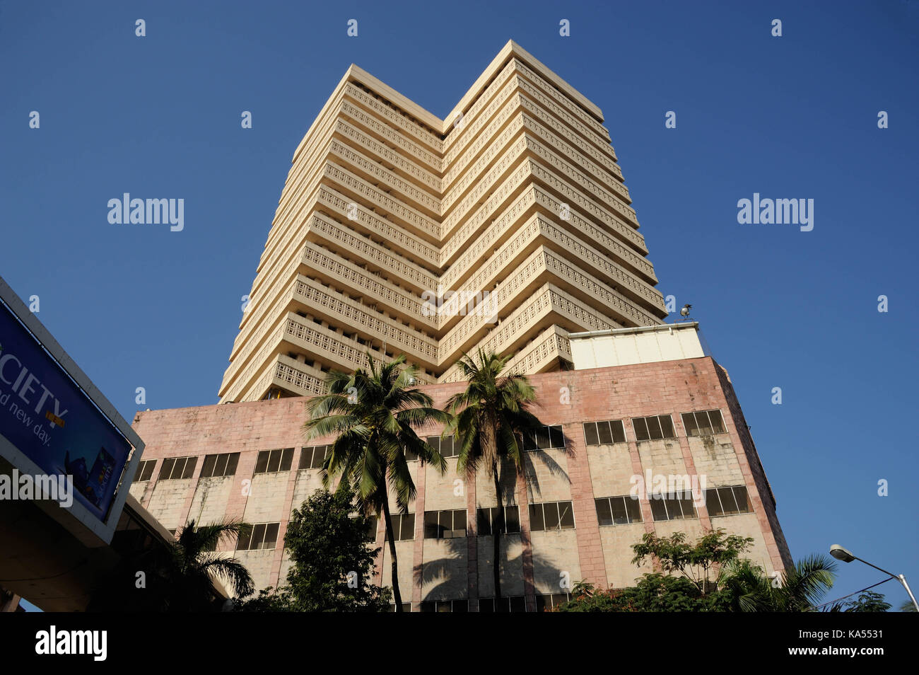 Hinduja hospital mahim contact