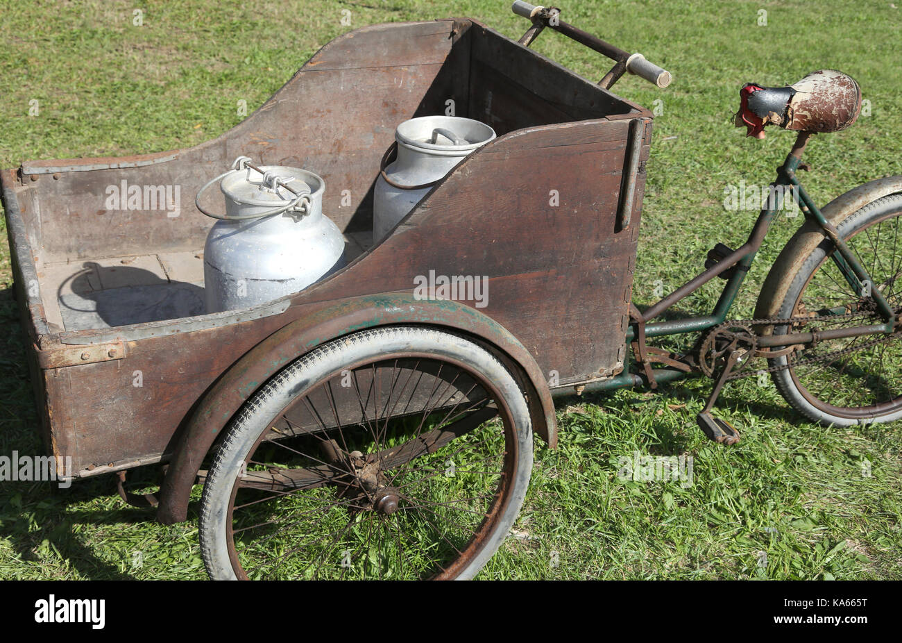 Very old bike online