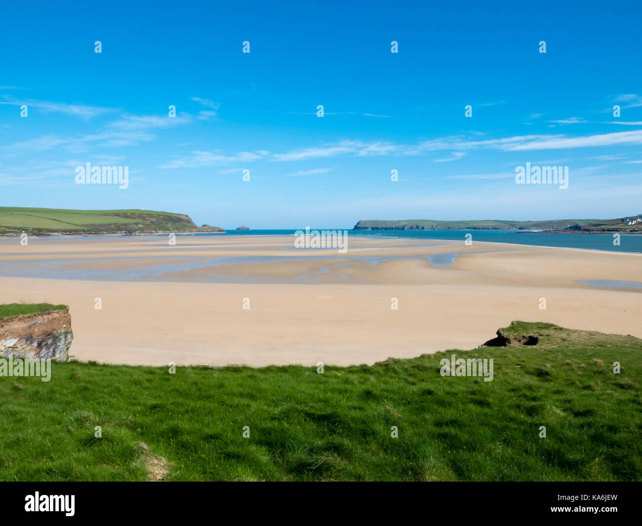 Harbour Cove beach, Padstow, Cornwall, England, UK Stock Photo Alamy