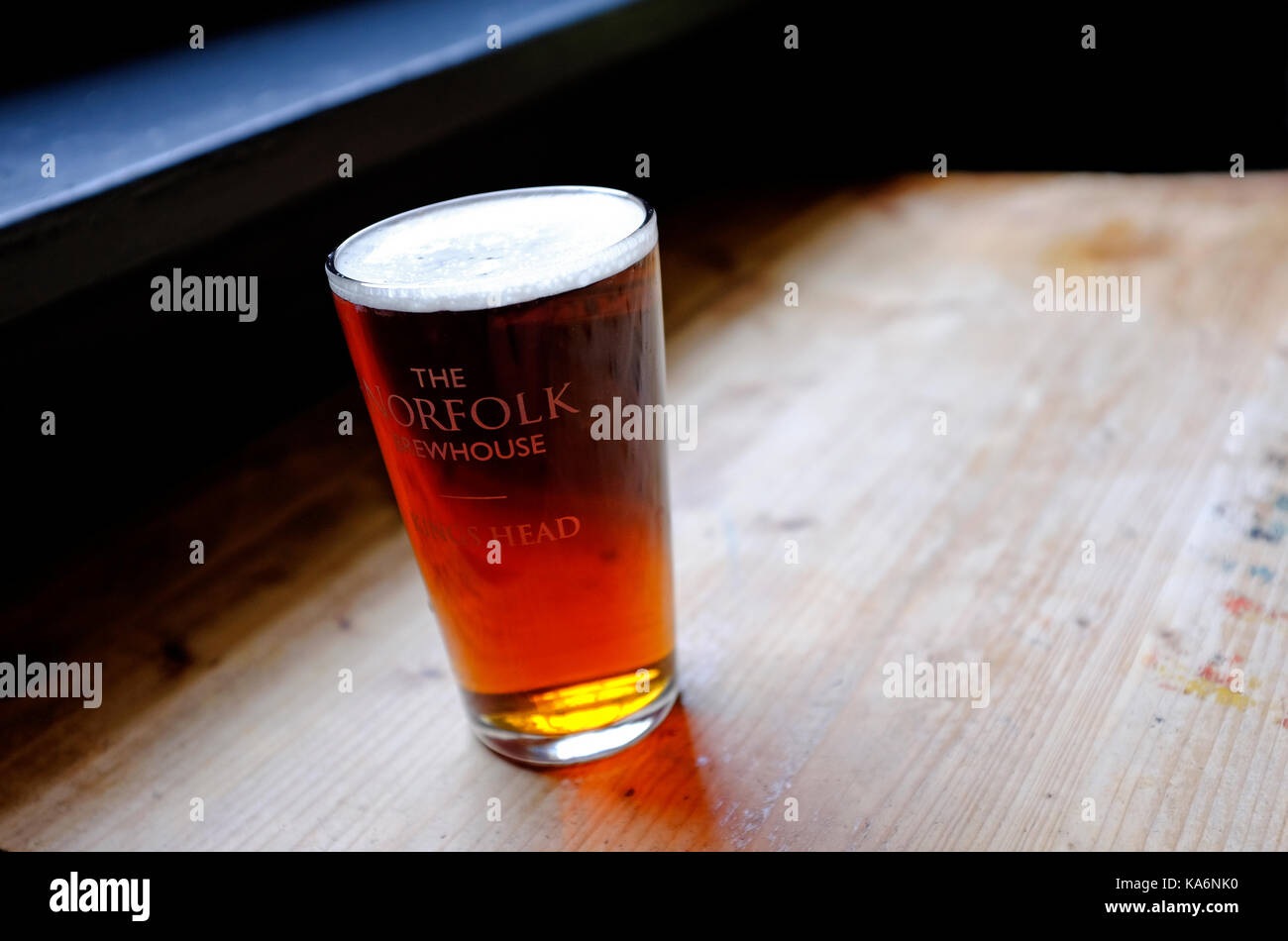 Half pint glass hires stock photography and images Alamy