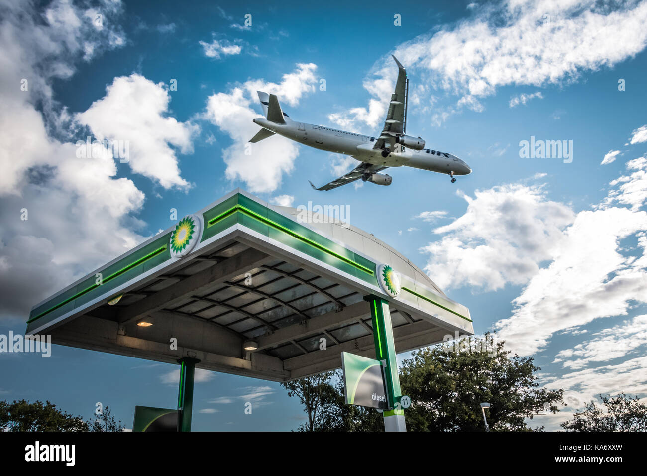 A low flying jet aircraft descending towards Heathrow Airport, Terminal