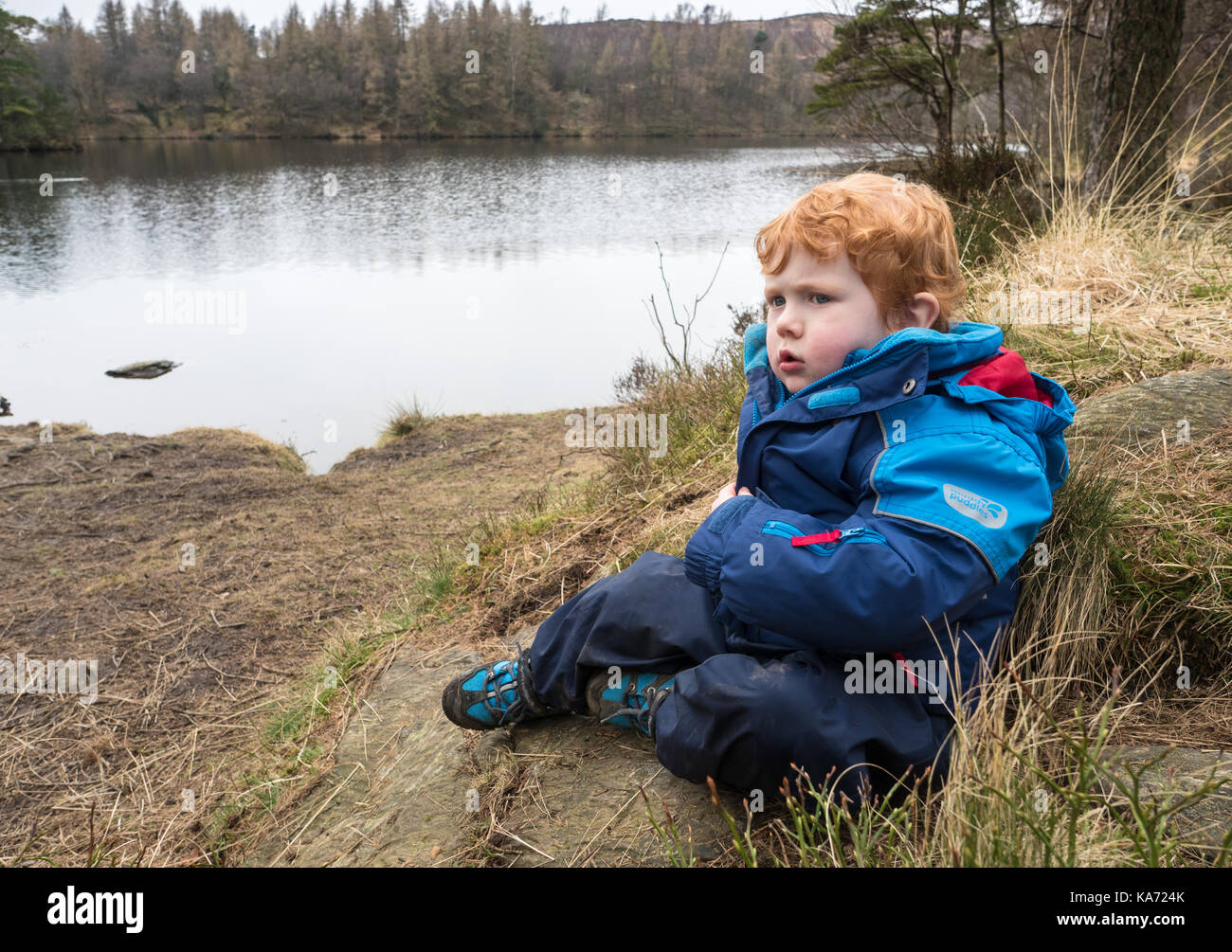 Kids adventuring hi-res stock photography and images - Alamy