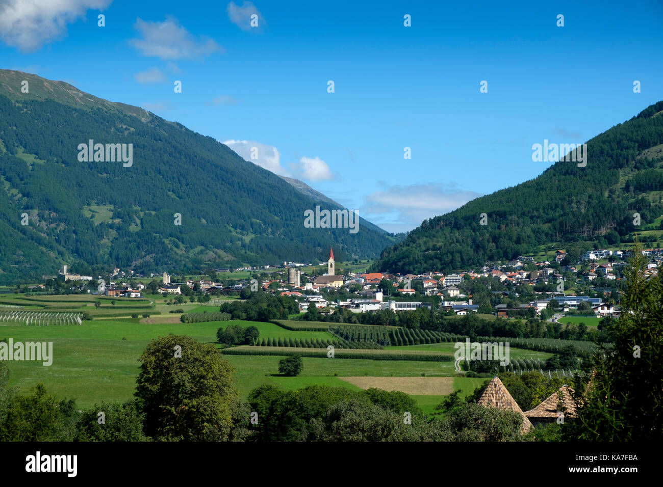 View of Mals and the Upper Vinschgau, Val Venosta, South Tyrol, Italy Stock Photo