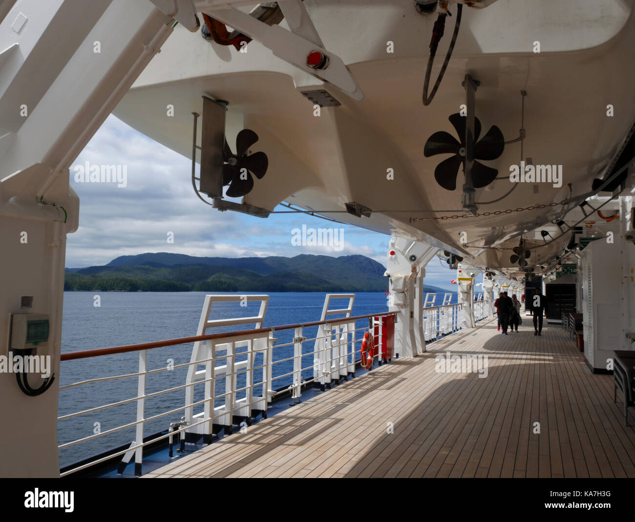 Cruise ship promenade deck hi-res stock photography and images - Alamy