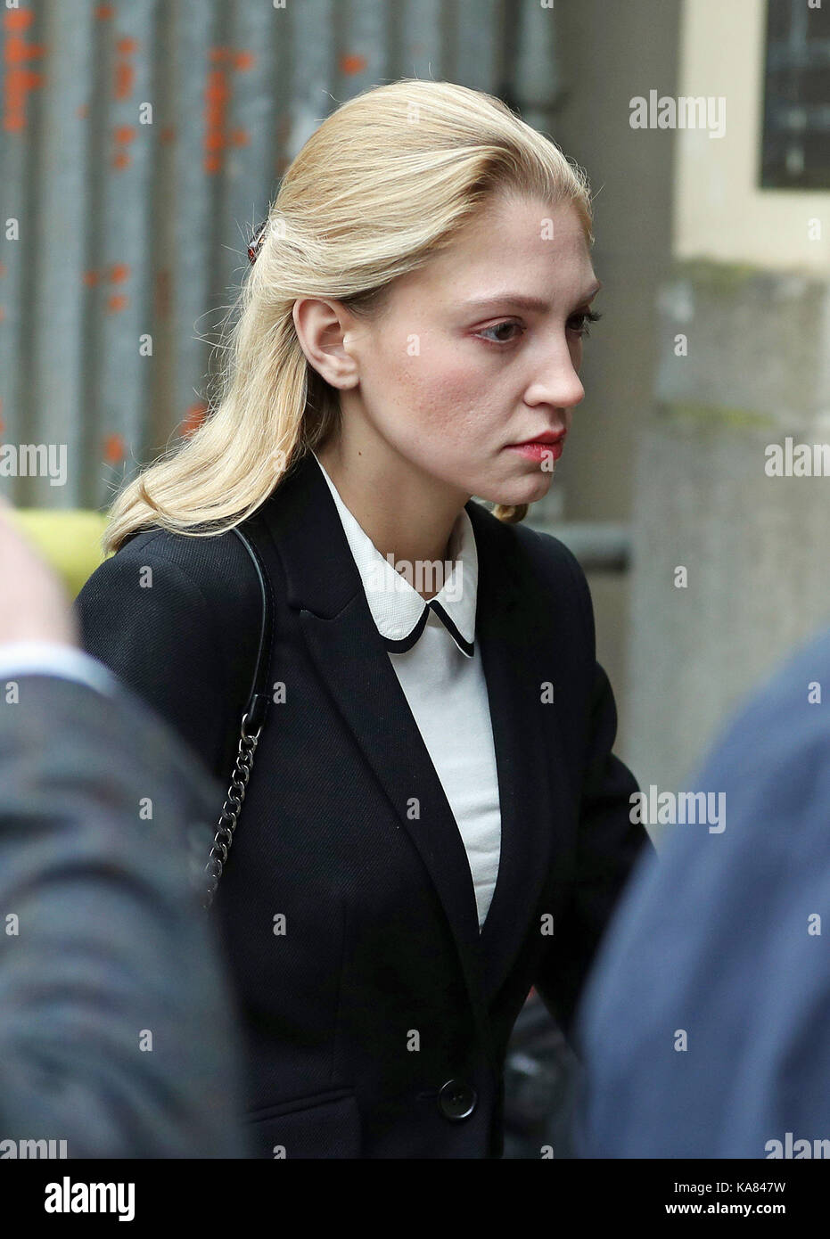 Lavinia Woodward, 24, arriving at Oxford Crown Court where she is due to be sentenced for stabbing her boyfriend with a bread knife at Christ Church College. Stock Photo