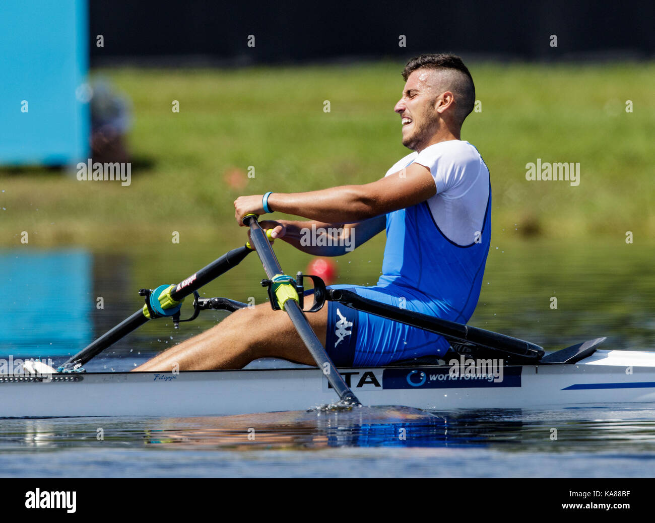 Sarasota-Bradenton, Florida, USA. 25th Sep, 2017. Salvatore Monfrecola of team Italy during (M1x) Men's Single Sculls - Repechage in the World Rowing Championships being held at Nathan Benderson Park in Sarasota-Bradenton, Florida. Del Mecum/CSM/Alamy Live News Stock Photo