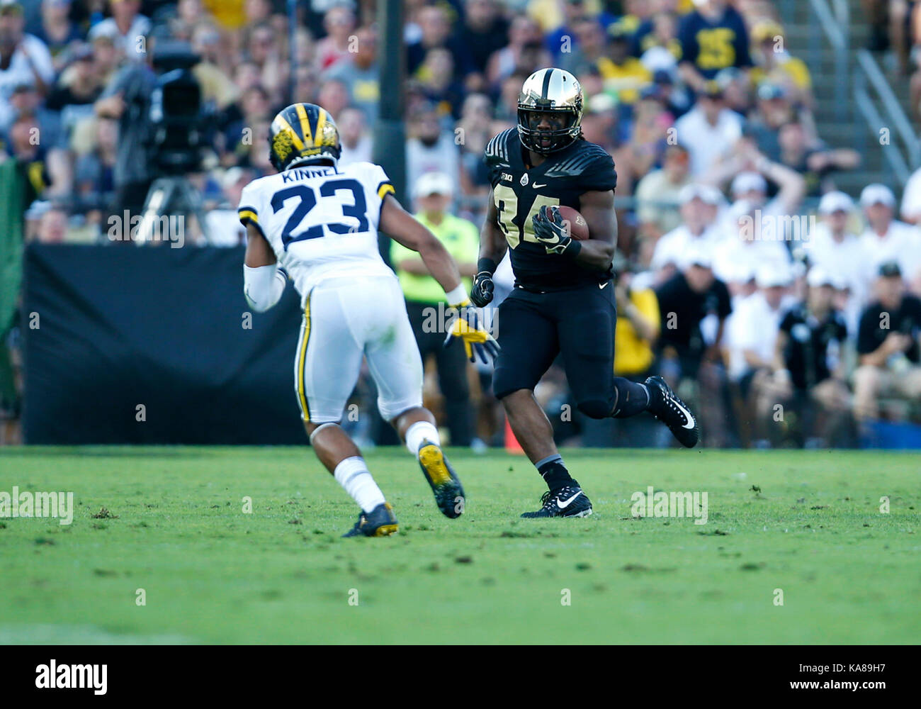 West Lafayette, Indiana, USA. 23rd Sep, 2017. Purdue running back Richie Worship (34) runs with