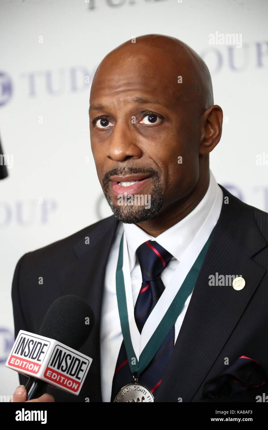 Alonzo mourning hi-res stock photography and images - Alamy