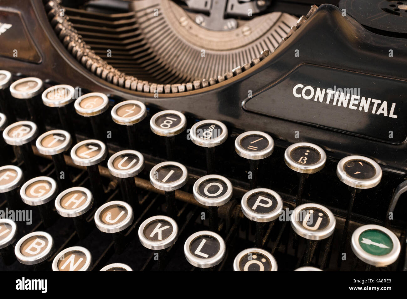 German 'Continental' model typewriter, circa 1940s. Close up of the keys Stock Photo Alamy