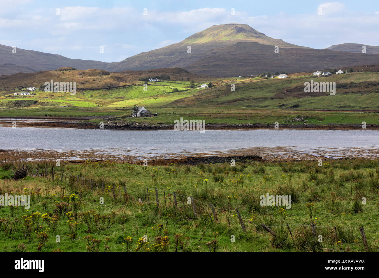 Loch bracadale isle skye scotland hi-res stock photography and images ...