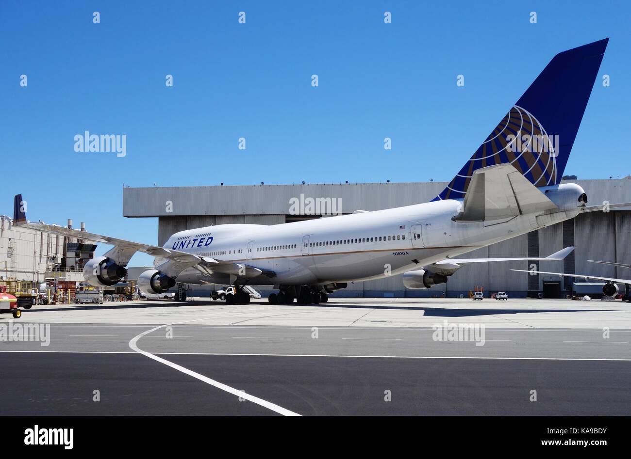 A Boeing 747-400 airplane from United Airlines (UA) at the San Francisco International Airport (SFO). United will retire all its Boeing 747 jumbo jets Stock Photo