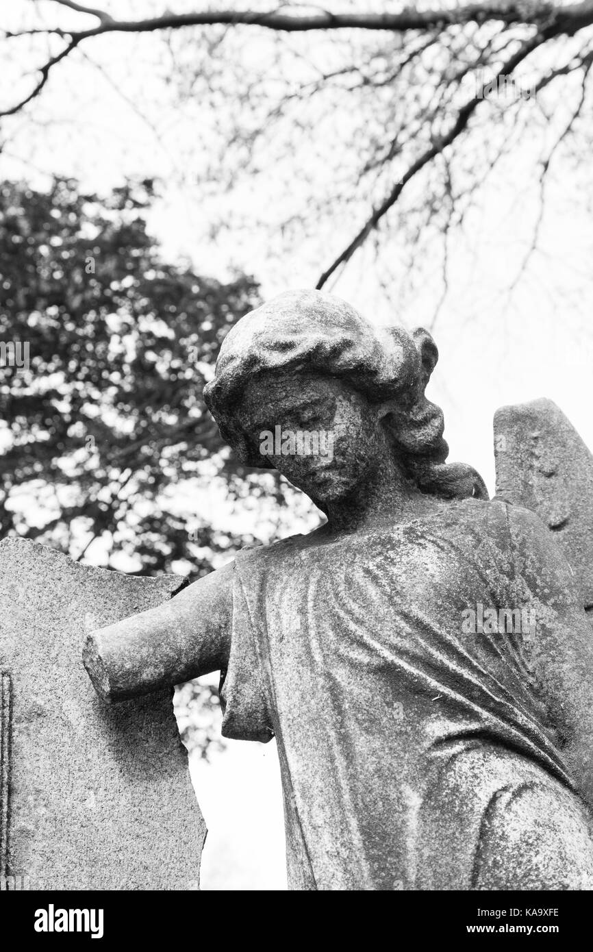RAHWAY, NEW JERSEY April 28, 2017 Details of an angel statue atop a