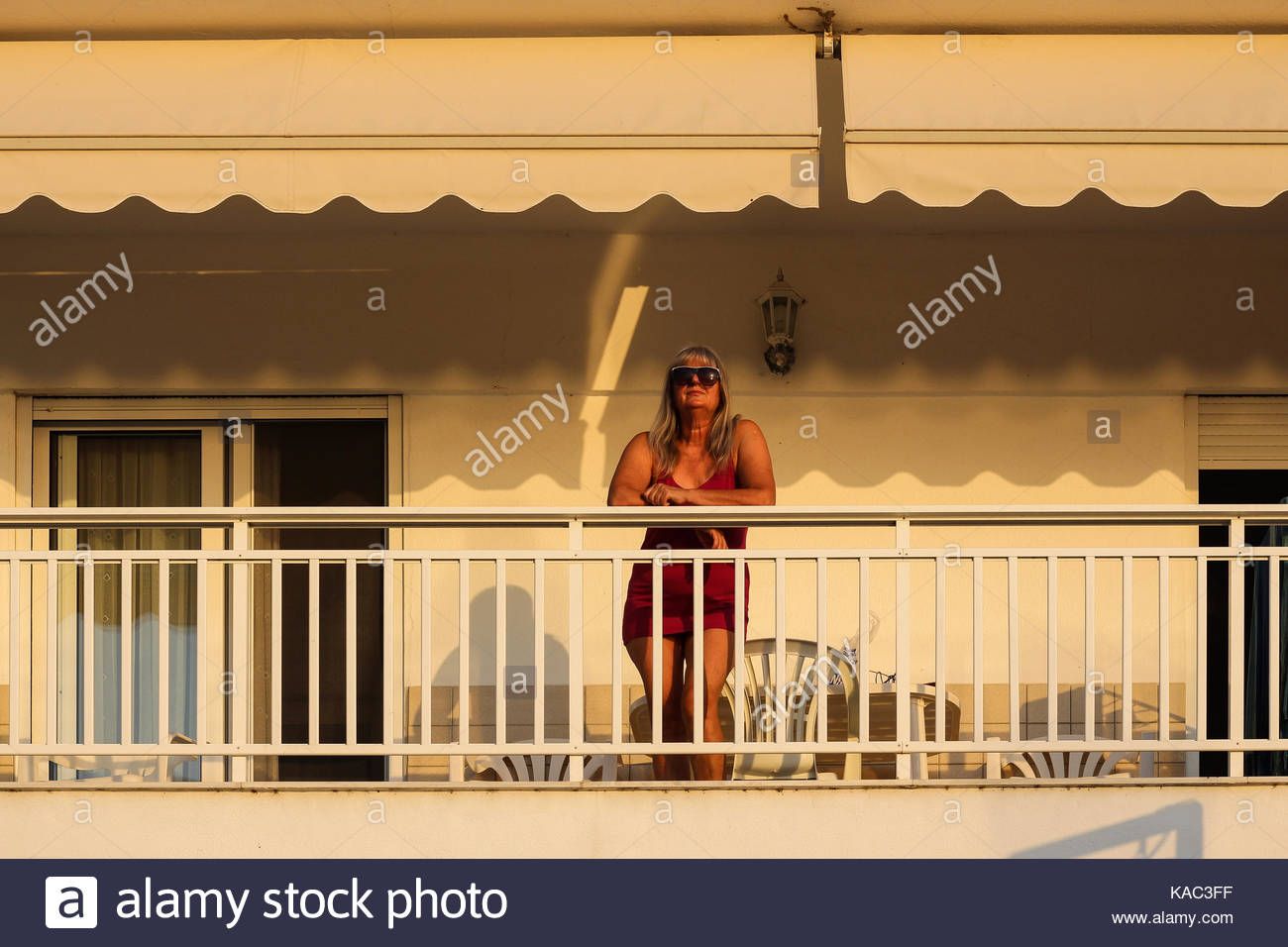Sunbathing Balcony Stock Photos Sunbathing Balcony Stock Images Alamy sunbathing-balcony-stock-photos-sunbathing-balcony-stock-images-alamy
