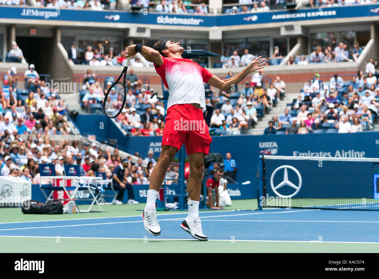 Roger Federer (SUI) competing at the 2017 US Open Tennis Championships Stock Photo