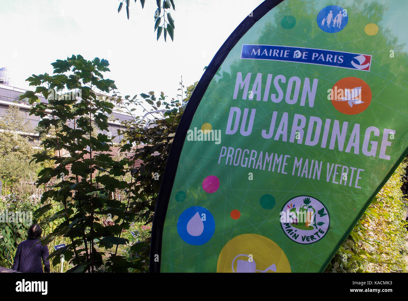 House of Gardening teaches practical experience to amateur gardeners at