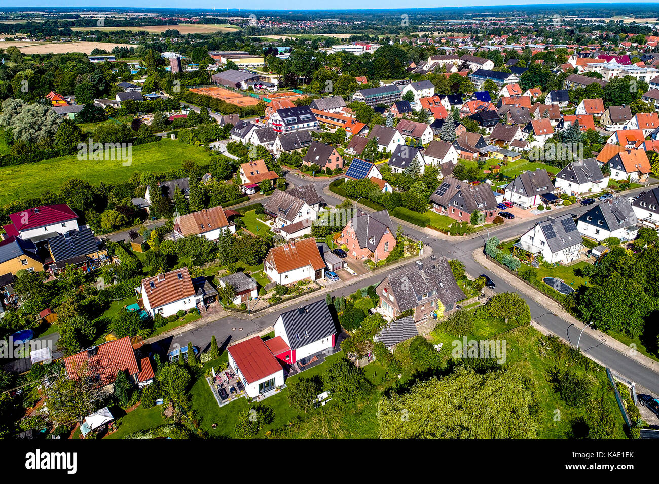 Family house german suburb hires stock photography and images Alamy