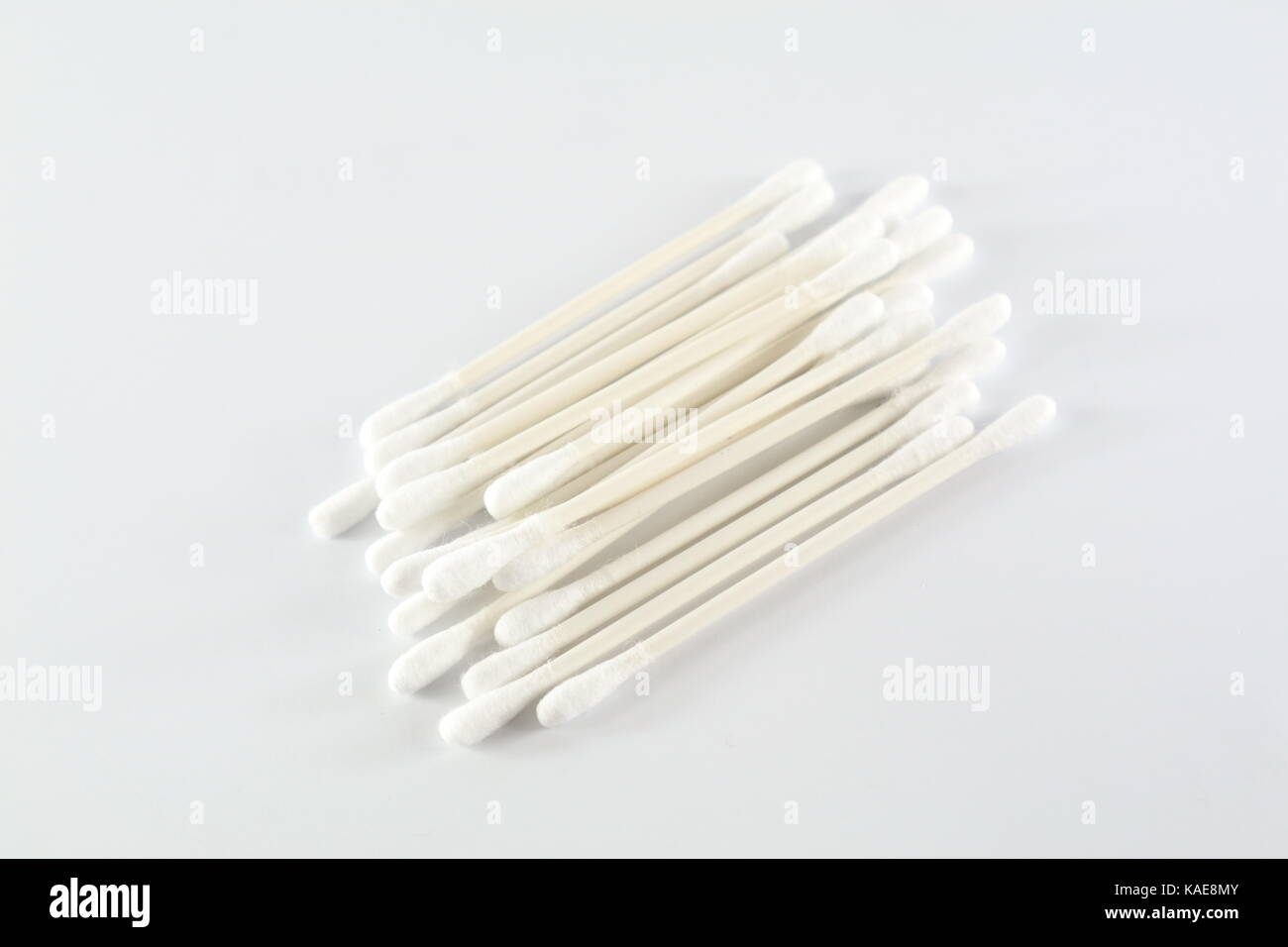 Cotton buds hires stock photography and images Alamy