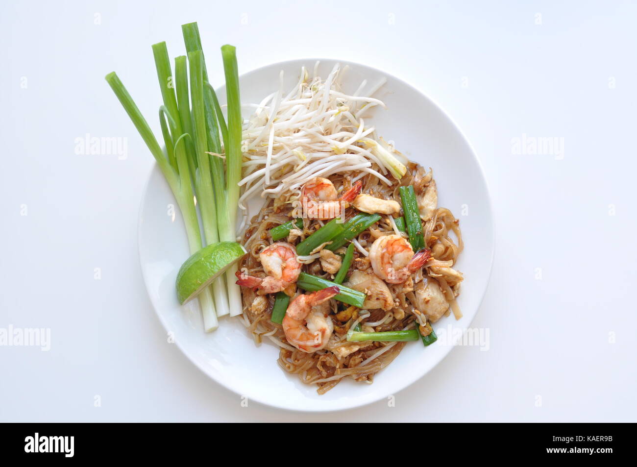 Shrimp Pad Thai, Thin rice noodles stirfried with chicken, bean sprout
