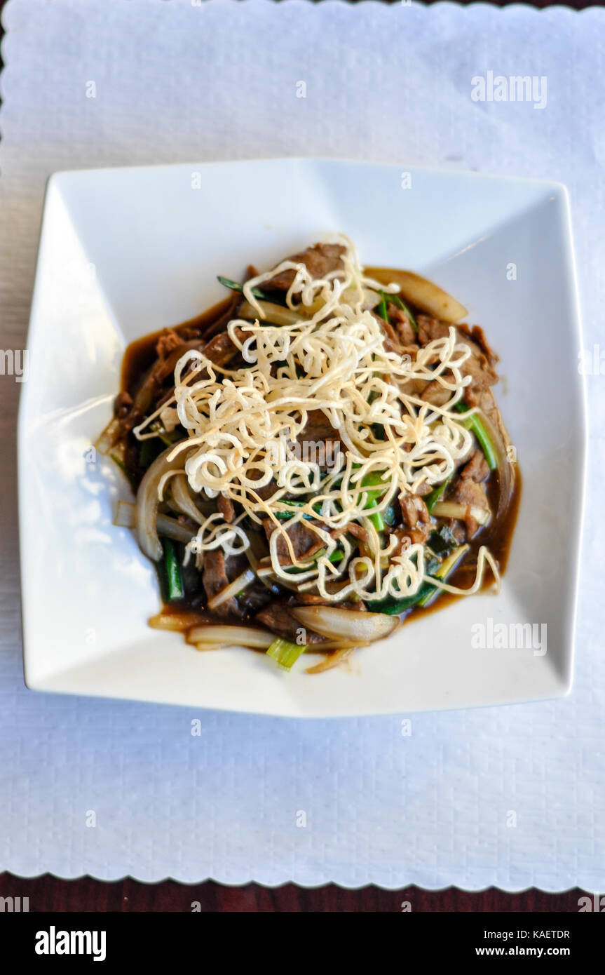 Stir Fried Mongolian Beef Stir Fried Beef With Green And White Onion Stock Photo Alamy