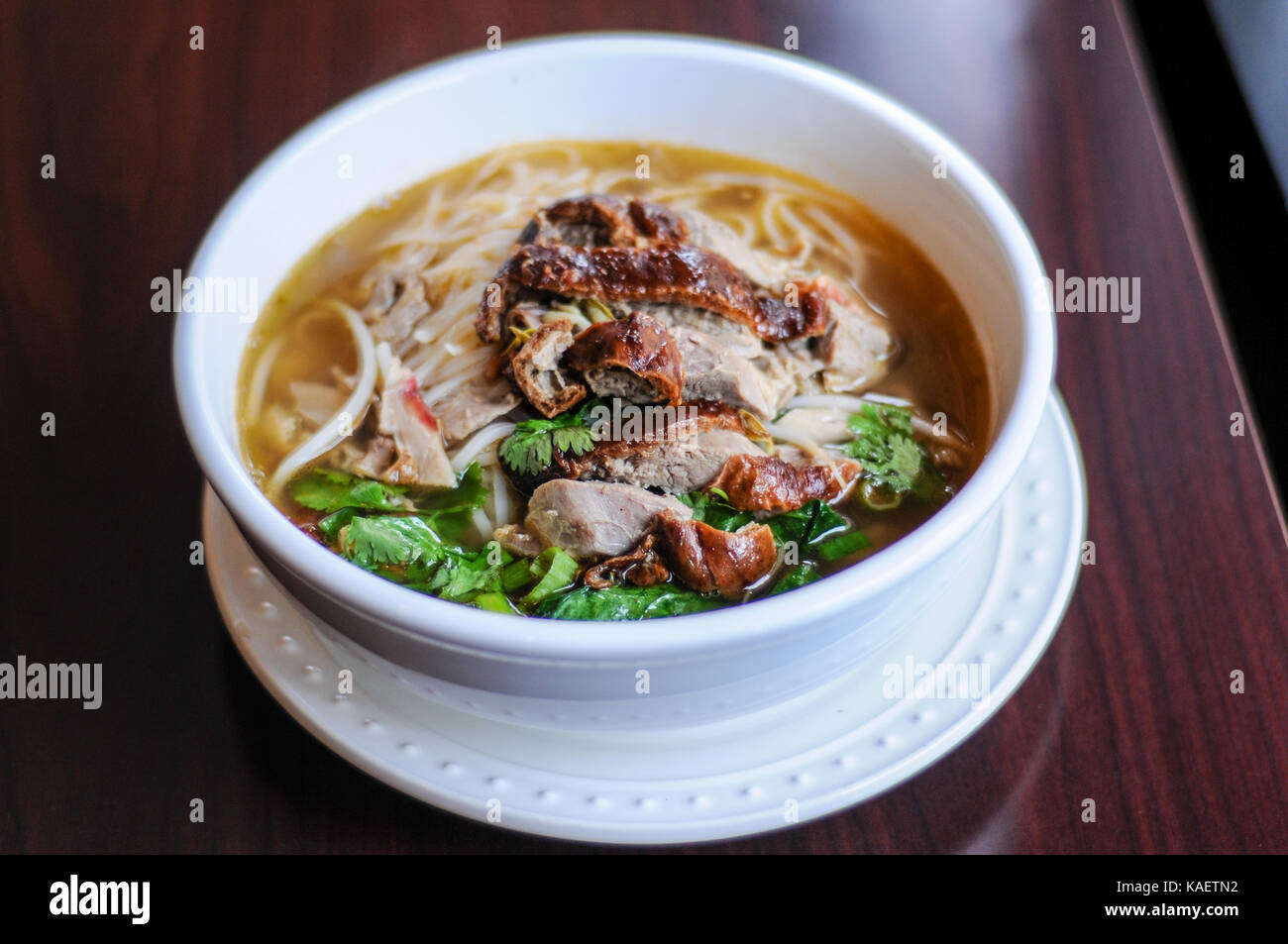 Duck Noodle Soup, Thin rice or egg noodles with bean sprouts, green