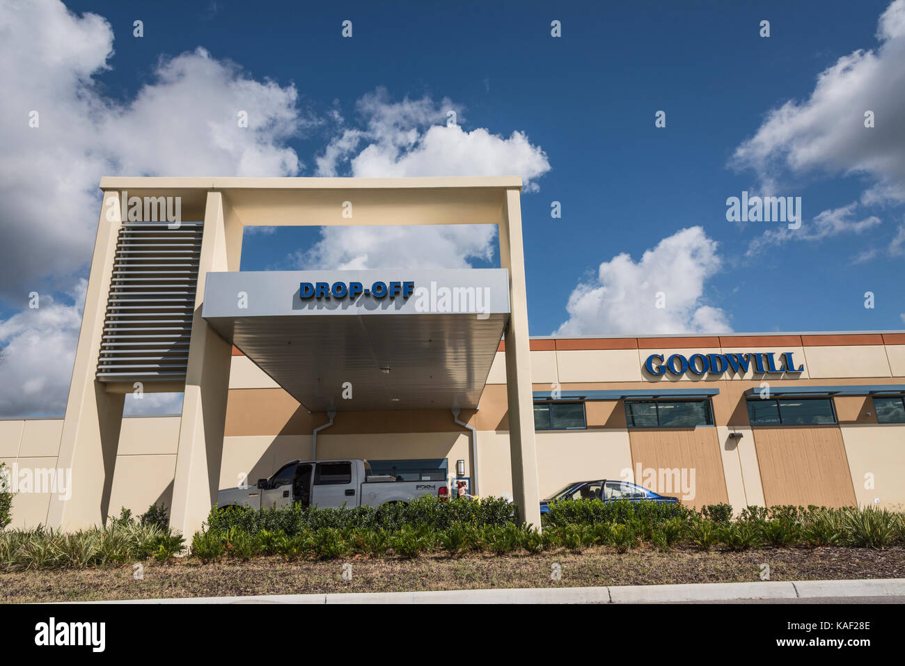 GoodWill DropOff Center located in Mount Dora, Florida USA Stock Photo Alamy