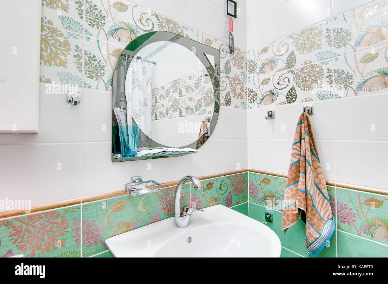 Public bathroom taps hires stock photography and images Alamy