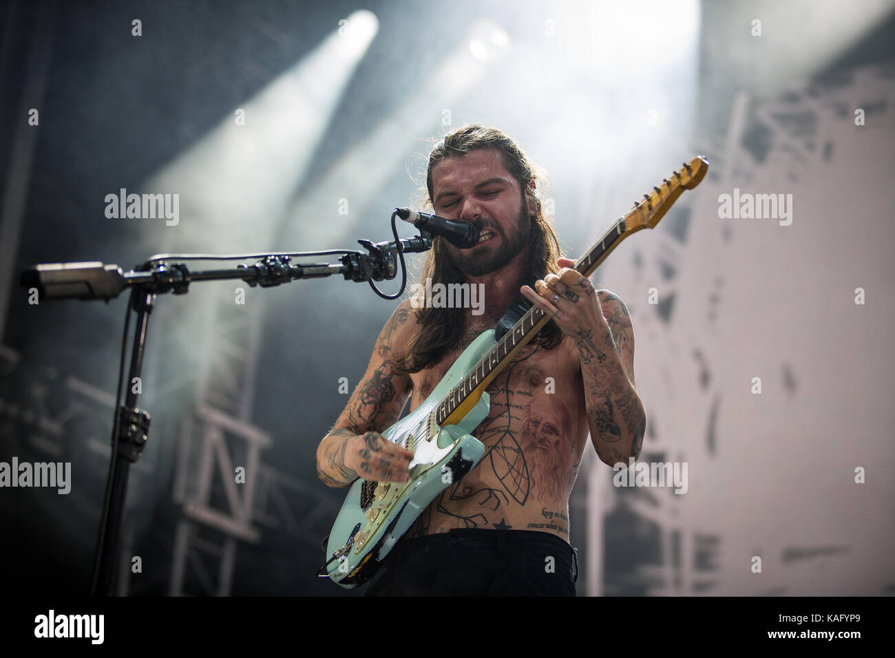Biffy clyro lead singer simon neil performs hi-res stock photography ...