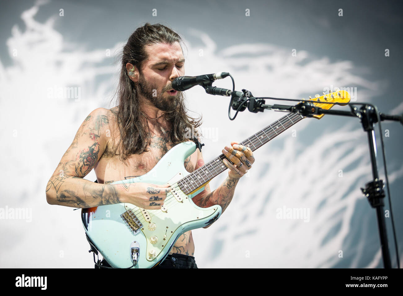 Biffy clyro lead singer simon neil performs hi-res stock photography ...