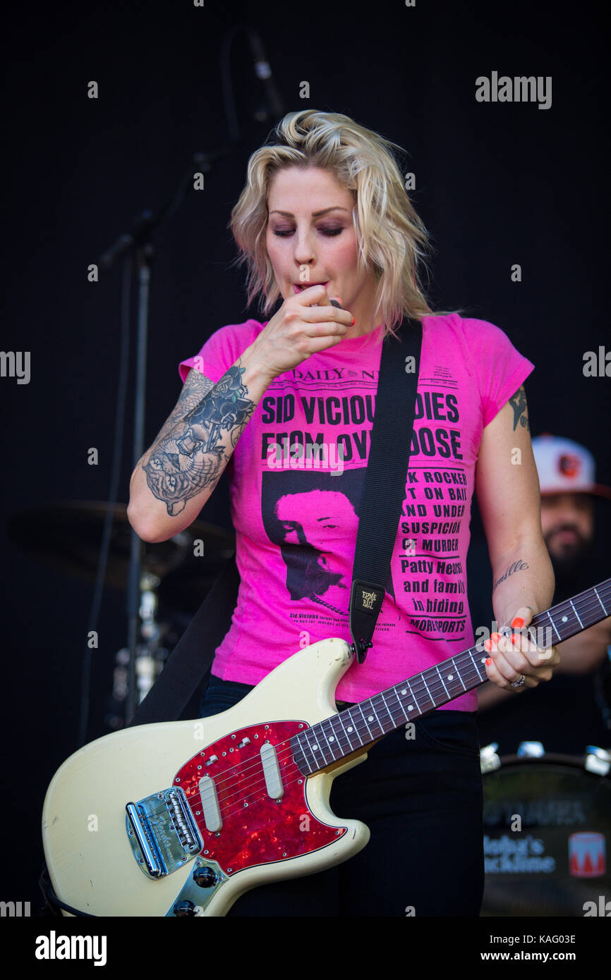 Brody dalle nude Nude Photos 45 Brody dalle nude Nude Photos 8