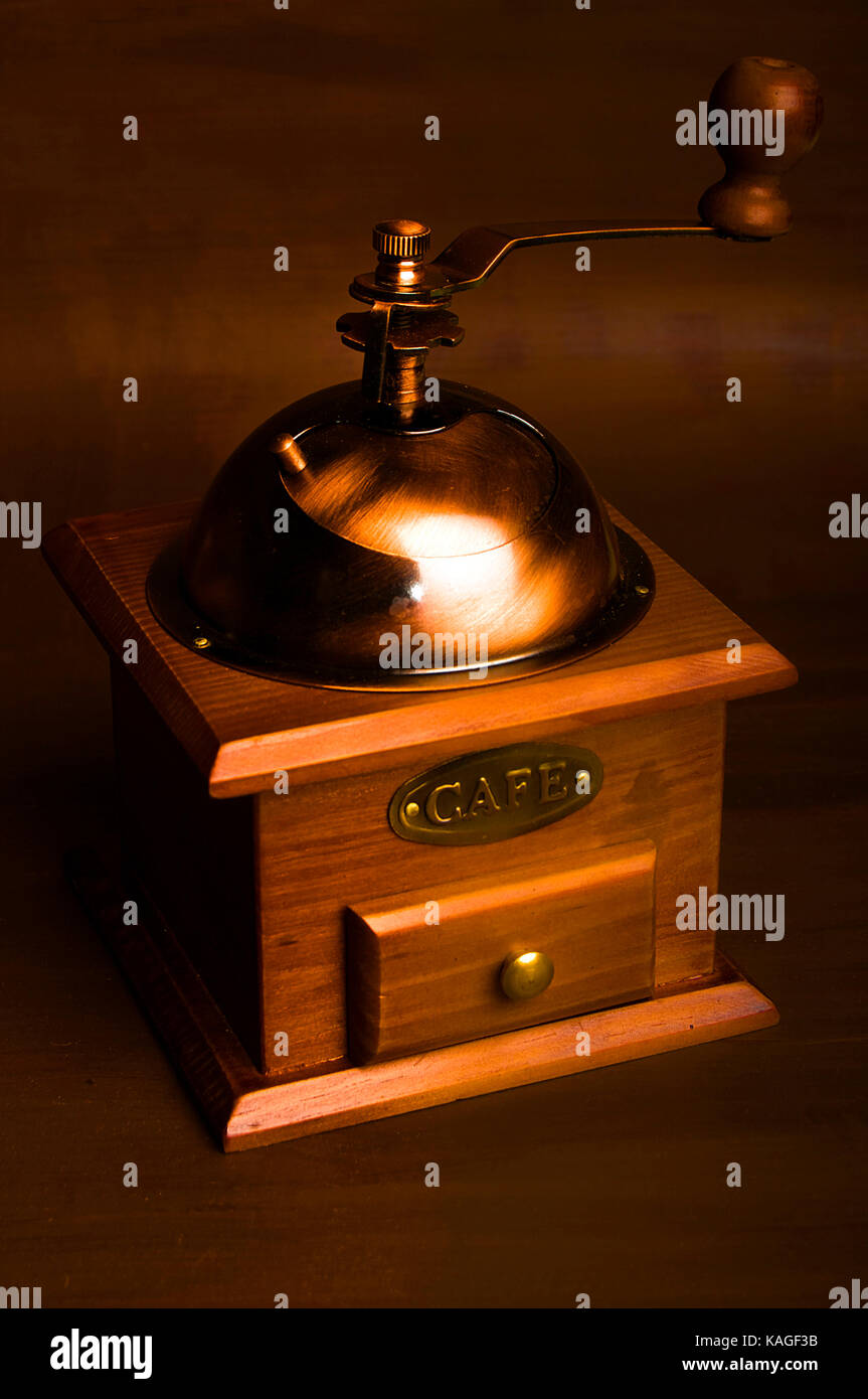 vintage manual coffee grinder Stock Photo Alamy