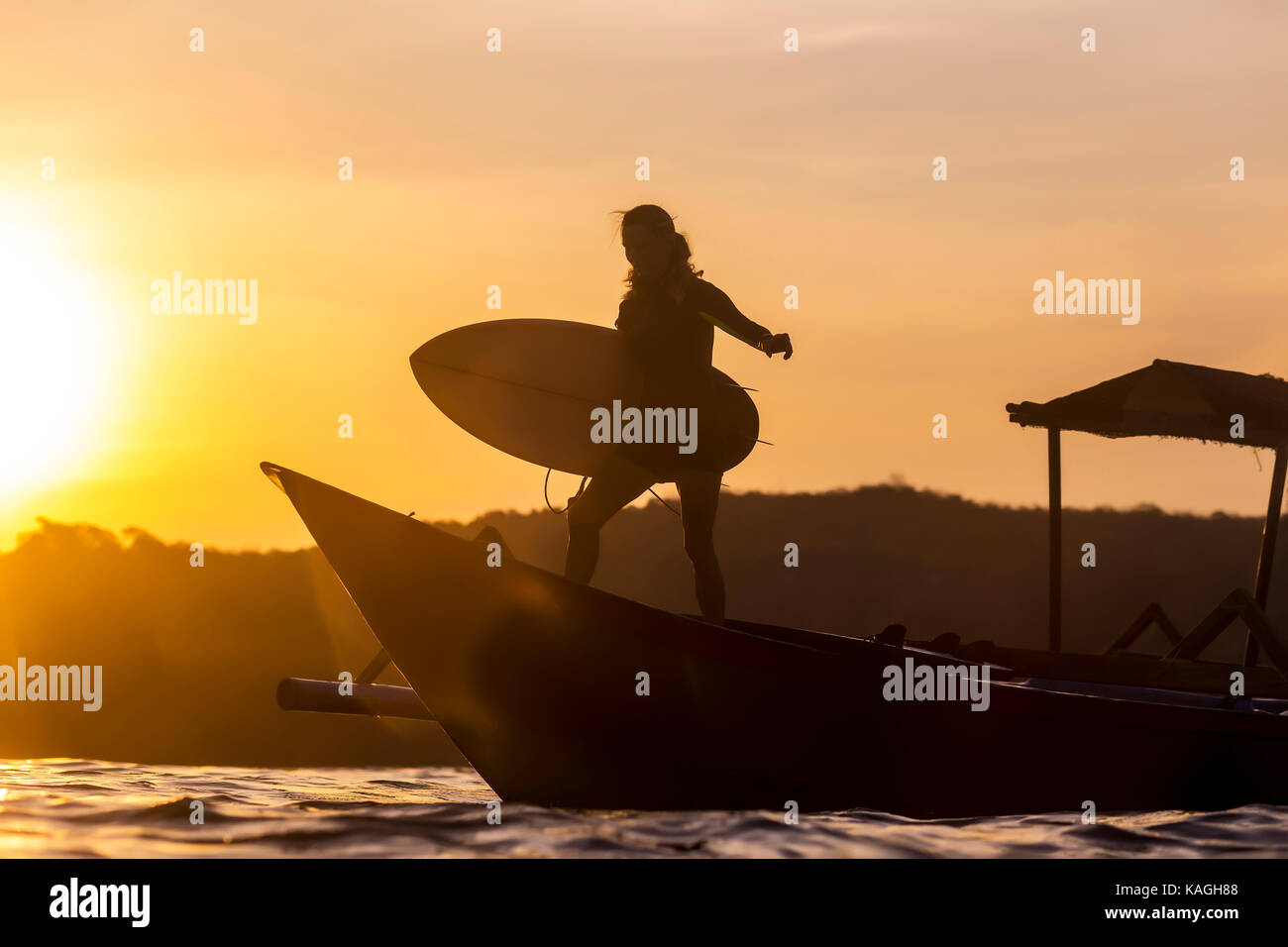 Female surfer australia hi-res stock photography and images - Alamy