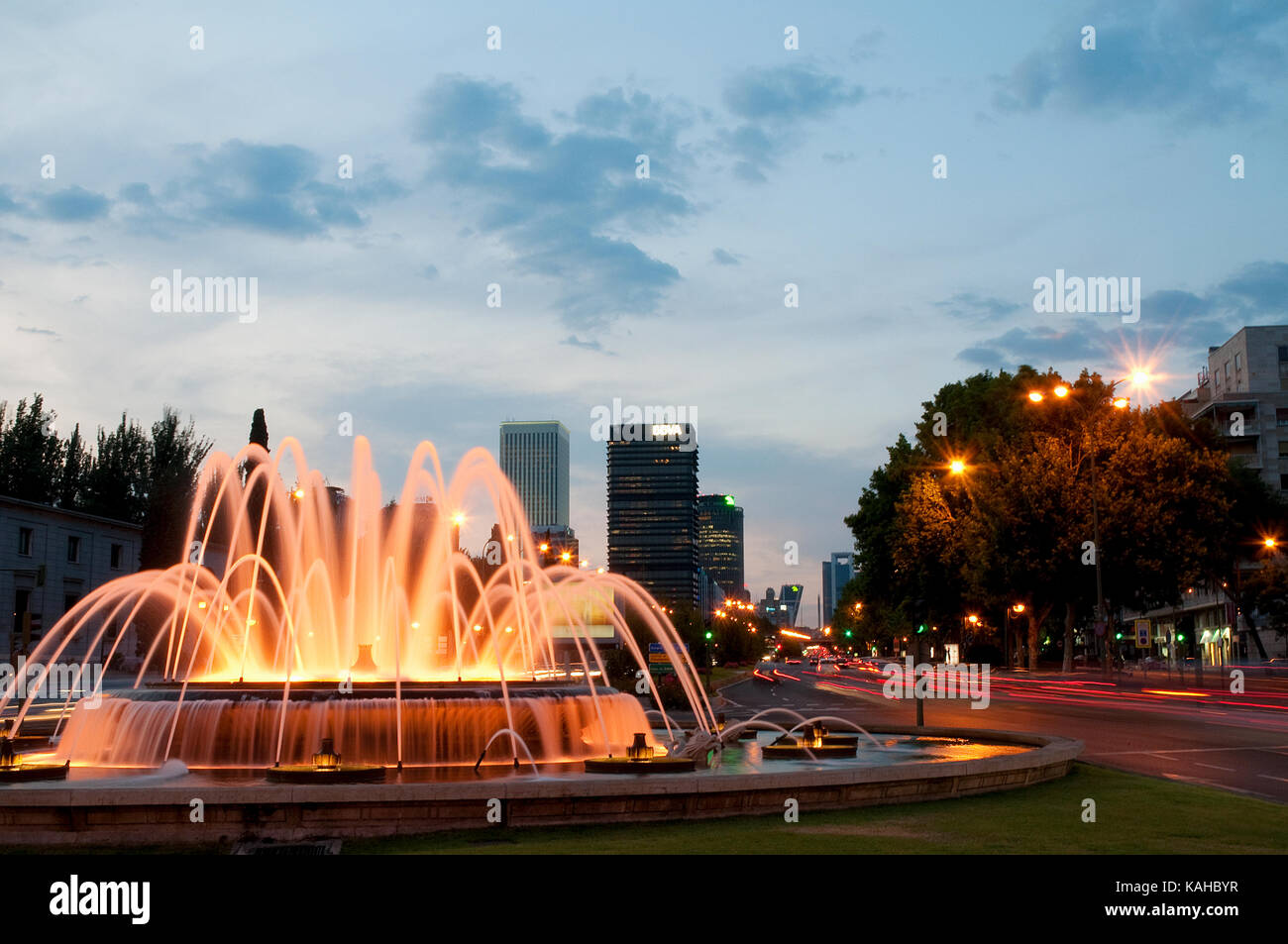 Fountain and Paseo de la Castellana, night view. Madrid, Spain. Stock Photo