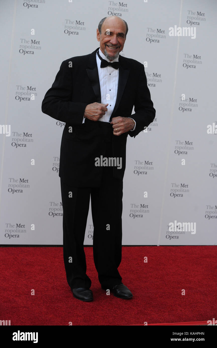 NEW YORK, NY - SEPTEMBER 25: F. Murray Abraham attends Metropolitan