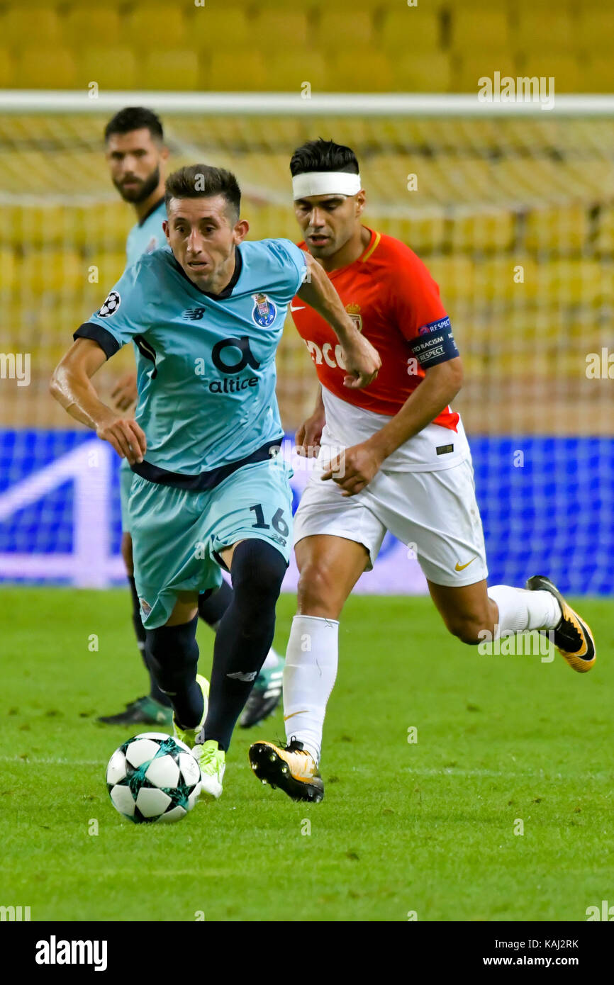 Monaco, France. 26th Sep, 2017. Hector Herrera (L) (FC Porto) Radamel Falcao (R) (AS Monaco) during the Champions League Group Match between AS Monaco and FC Porto in the Stade Louis II in Monaco, 26 September 2017 Credit: Norbert Scanella/Alamy Live News Stock Photo