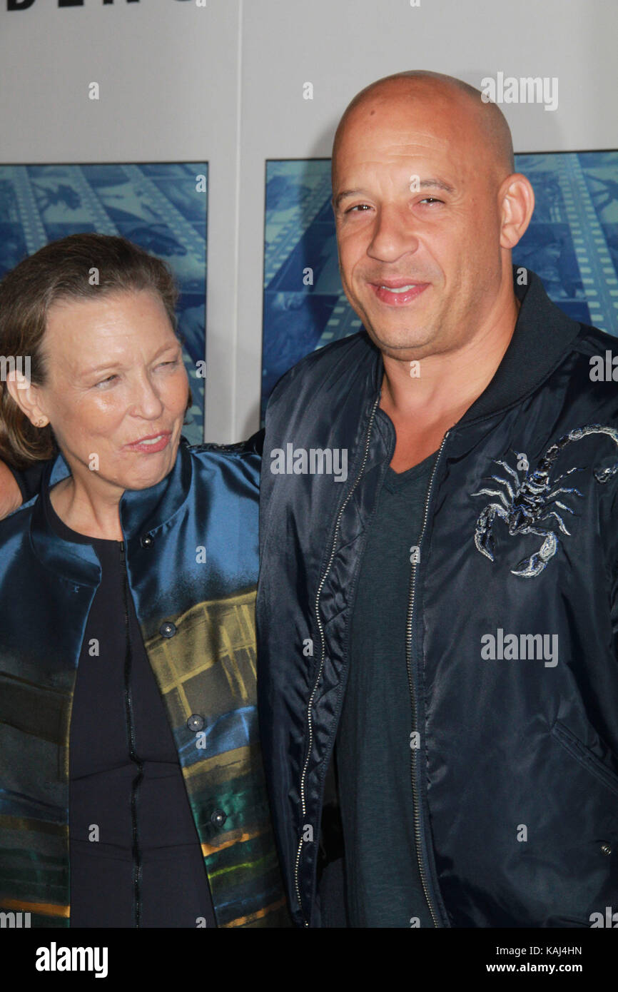 Los Angeles, USA. 26th Sep, 2017. Delora Vincent, Vin Diesel 09/26/2017 The Los Angeles Premiere of HBO?fs Documentary Film 'Spielberg' held at Paramount Studios in Hollywood, CA Credit: Cronos/Alamy Live News Stock Photo