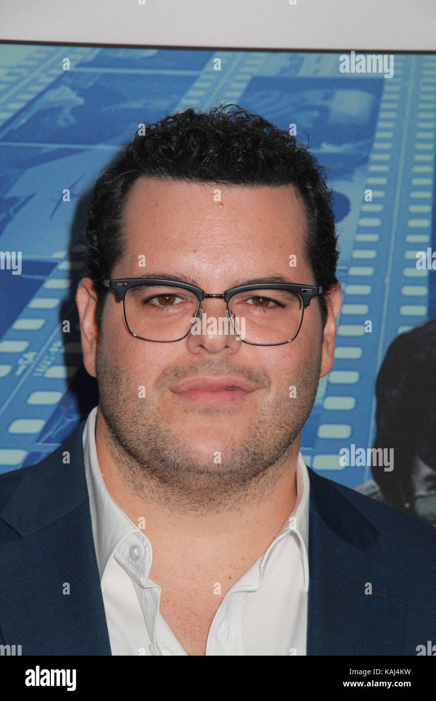 Los Angeles, USA. 26th Sep, 2017. Josh Gad 09/26/2017 The Los Angeles