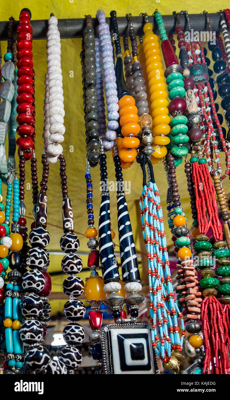 Handmade jewelry for sale at a shop in New Delhi, India. The crafts of  India are diverse, rich in history and religion Stock Photo - Alamy
