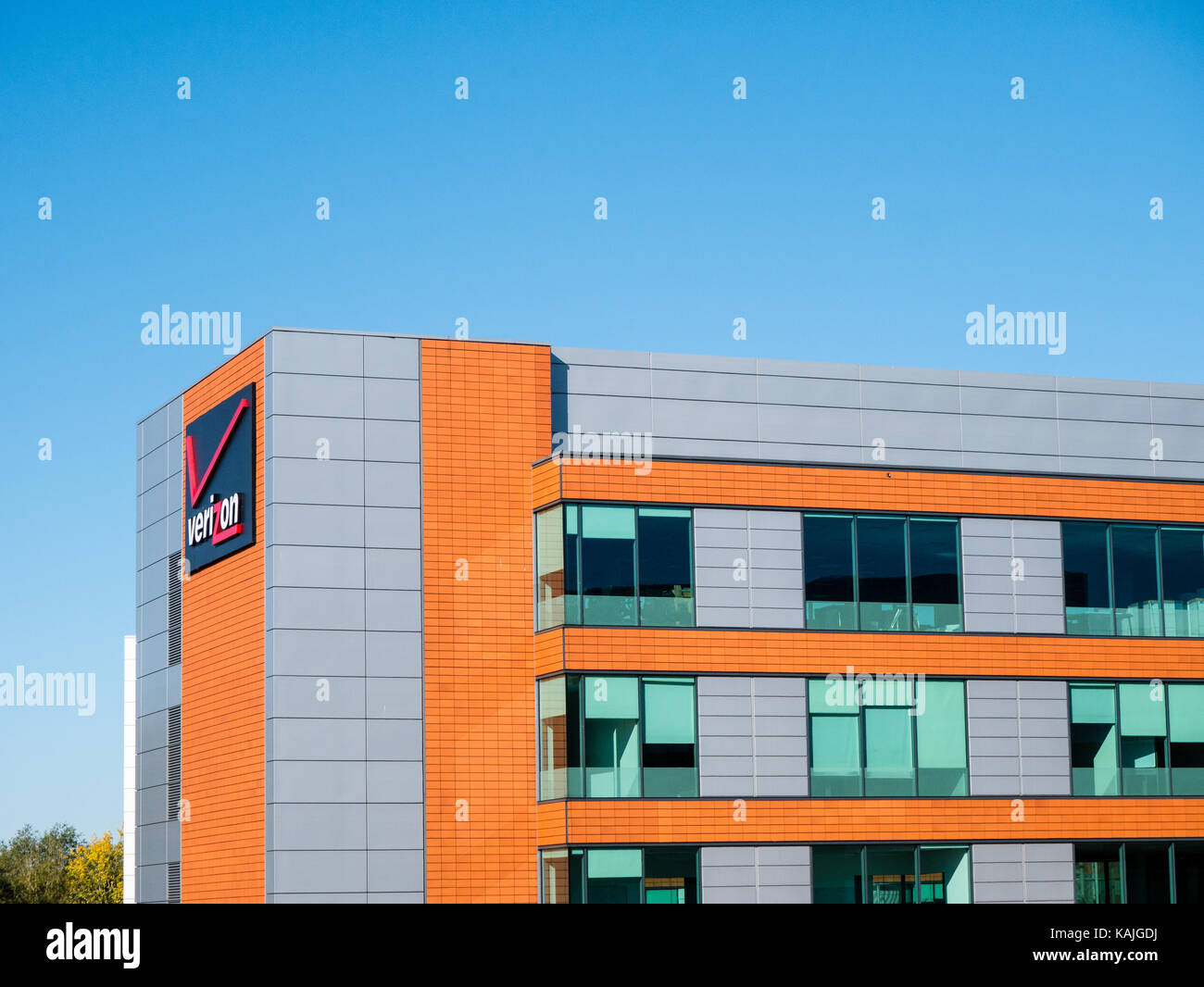 Verizon, Reading International Business Park, Reading, Berkshire, England, UK, GB. Stock Photo