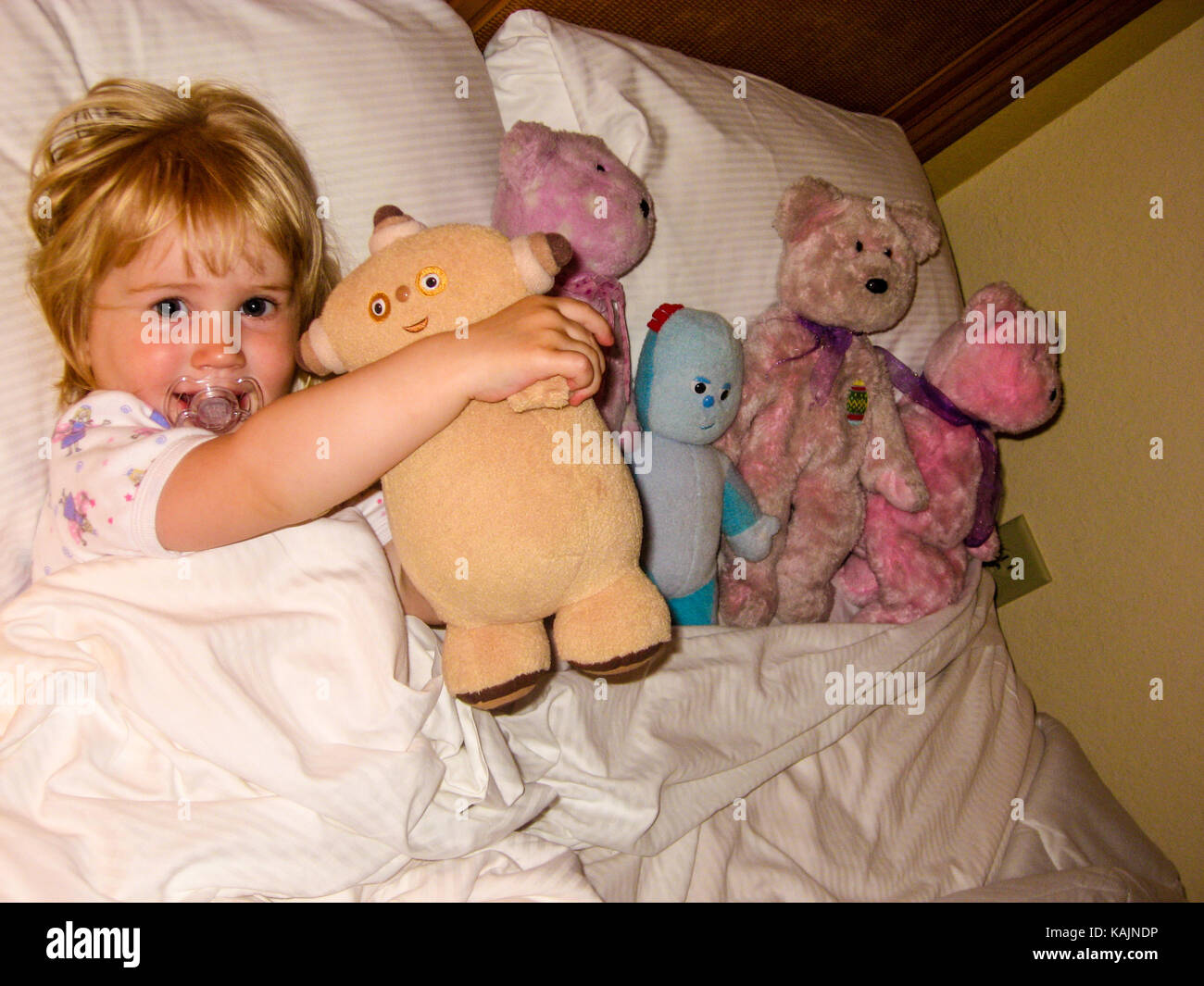 Makka Pakka on Stage during in the Night Garden Show Editorial Photography  - Image of pakka, night: 56168422