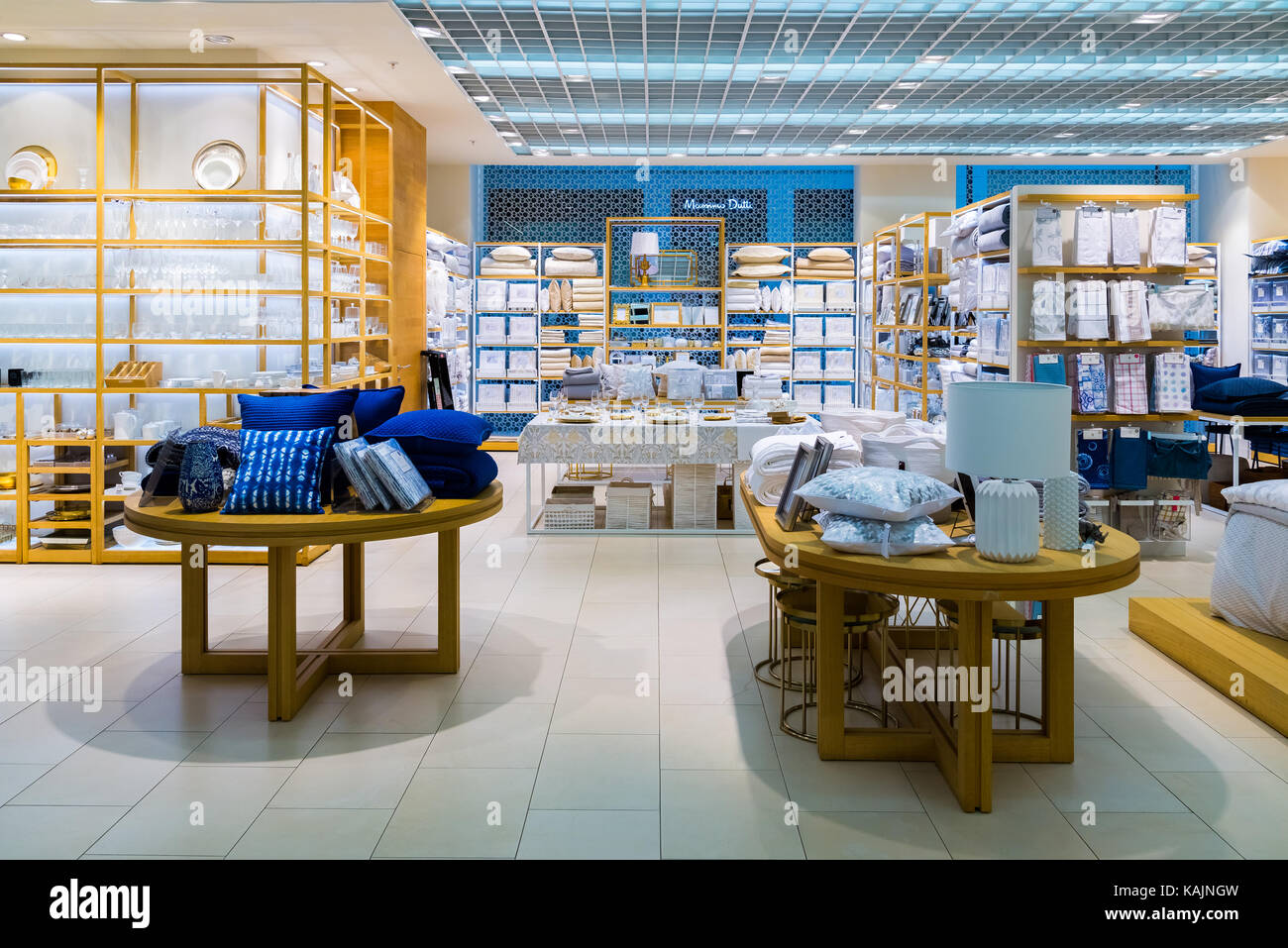 Moscow, Russia - September 15. 2017. Interior of Zara Home store in the  mall Zelenopark Stock Photo - Alamy