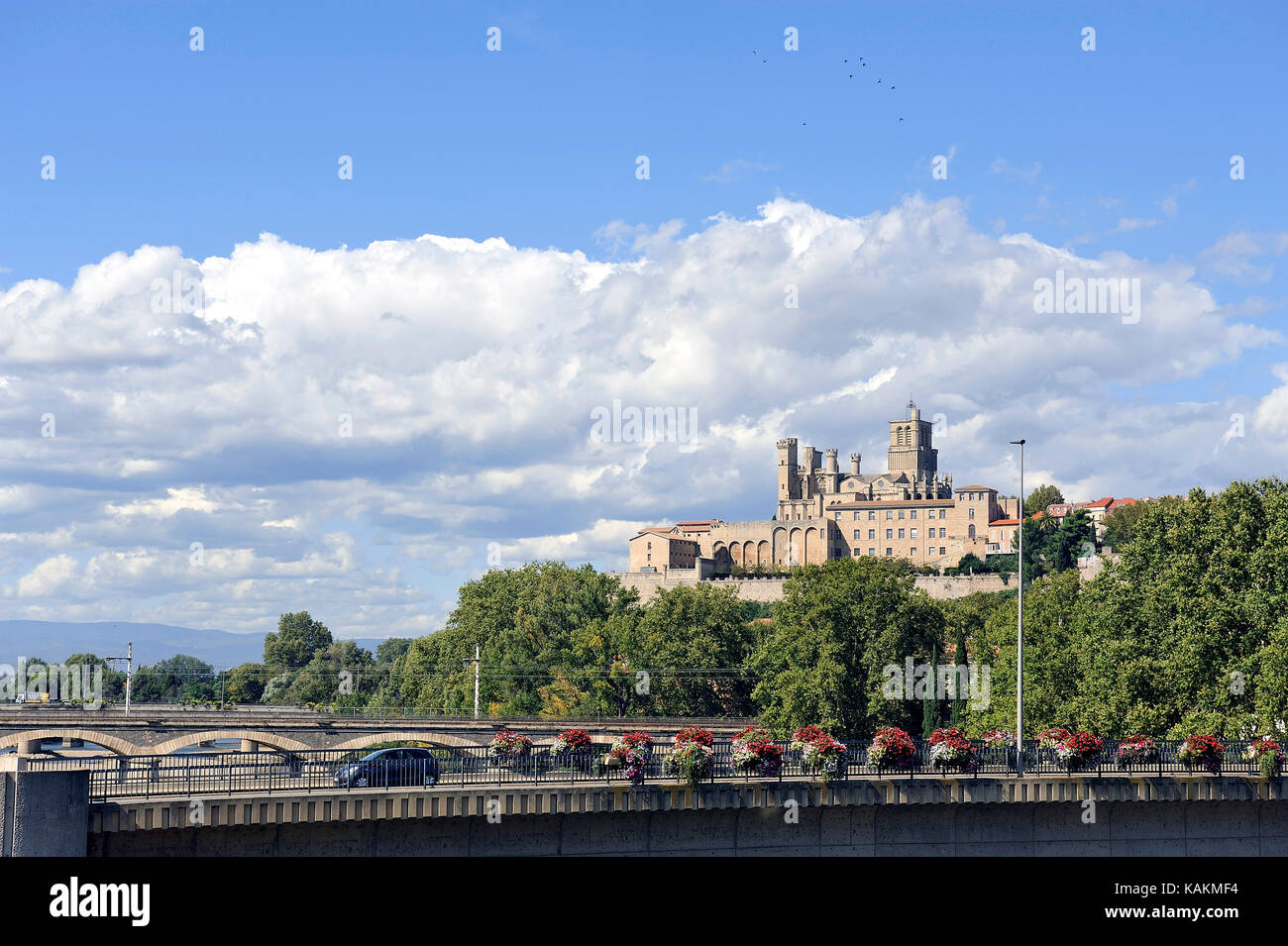The cathedral Saint-Nazaire de Beziers seen from the canal bridge Stock Photo