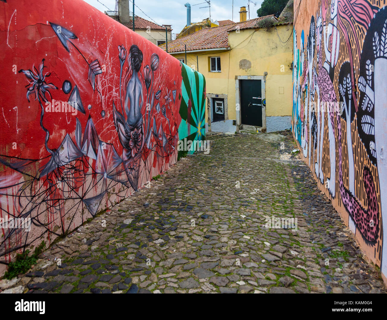 Graffiti in the back streets of Lisbon, Portugal Stock Photo