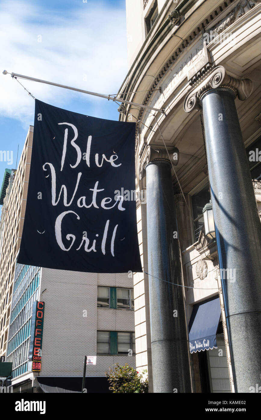 Blue Water Grill at Union Square, NYC, USA Stock Photo: 161489890 ...