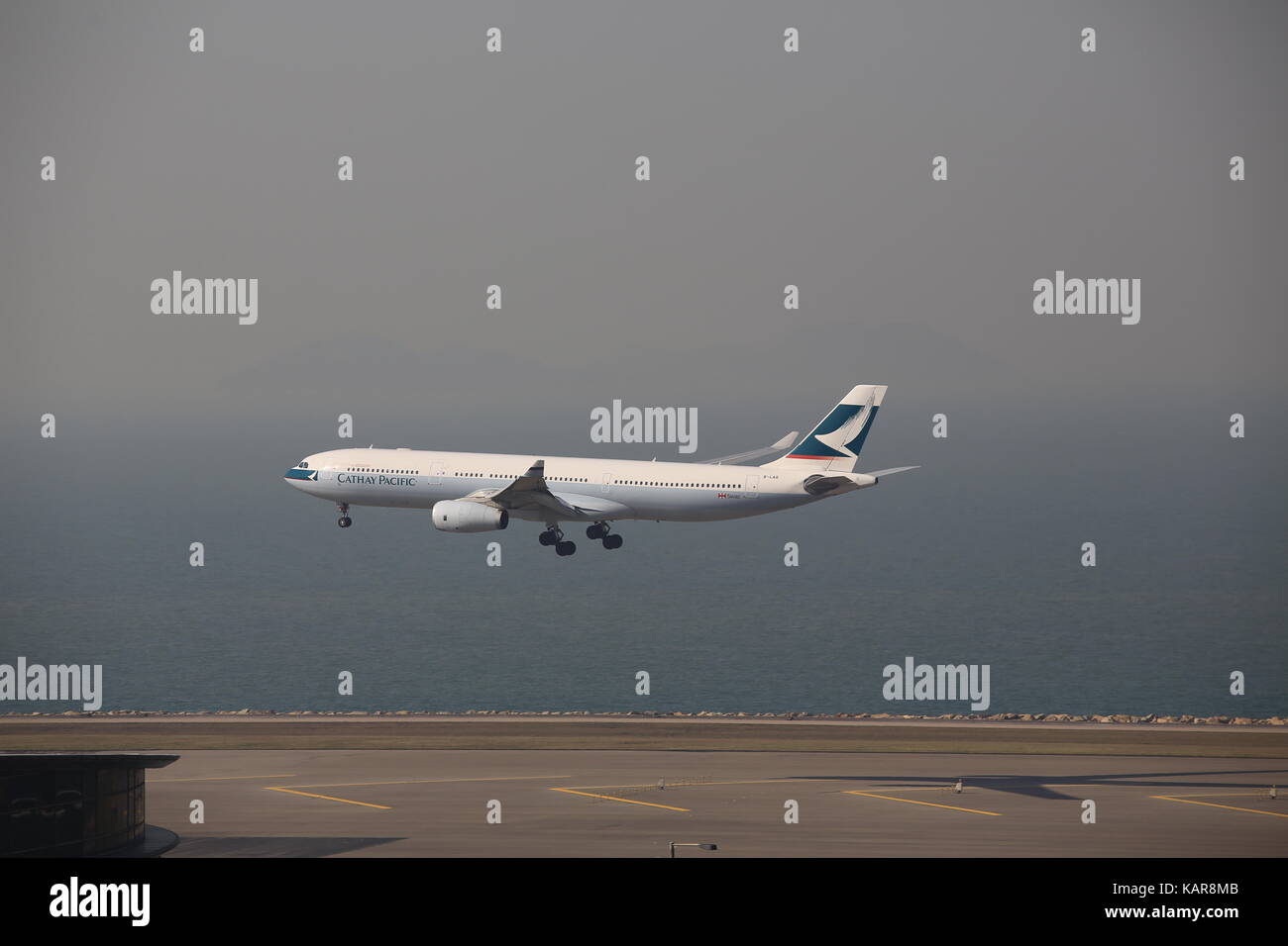 Hong Kong, China - September 20, 2019: Cathay Dragon headquarters at Hong  Kong airport (HKG) in China Stock Photo - Alamy