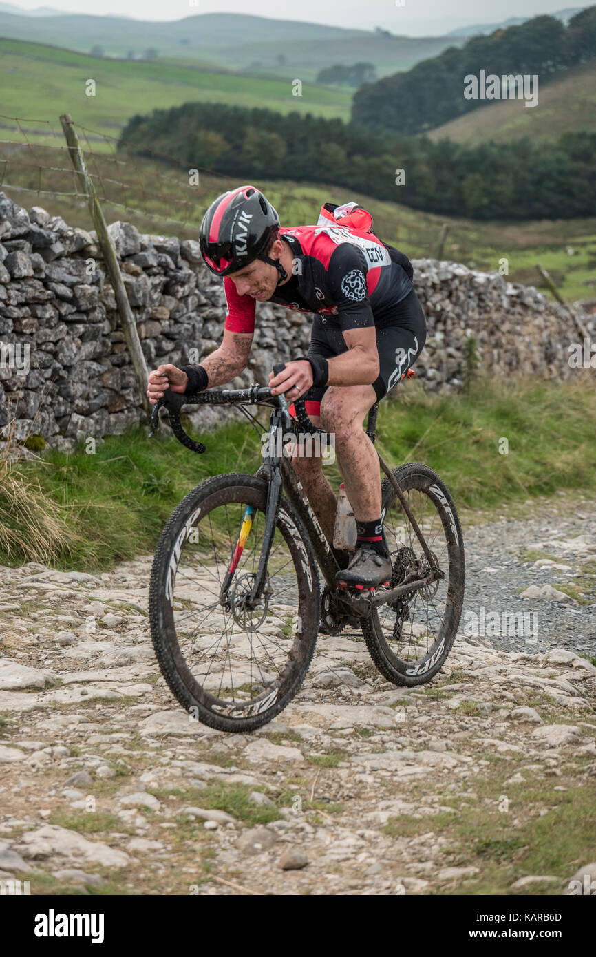 Gcn cycling hi res stock photography and images Alamy