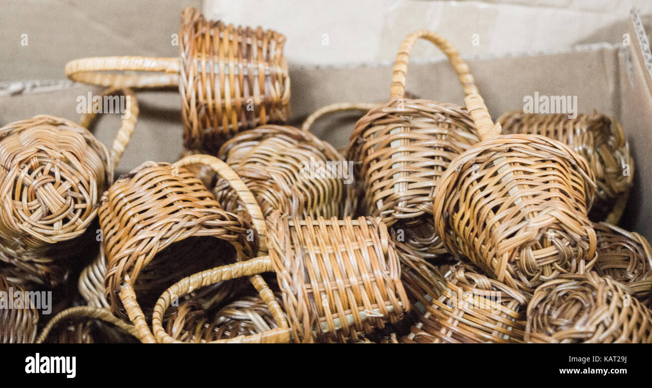 Empty wicker baskets are for sale in a market Stock Photo - Alamy