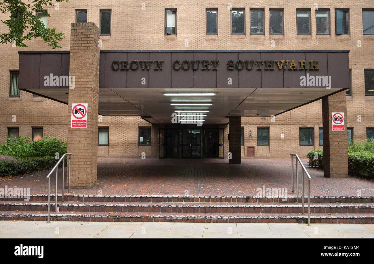 Southwark Crown Court General View GV, 1 English Grounds, London SE1 2HU Stock Photo